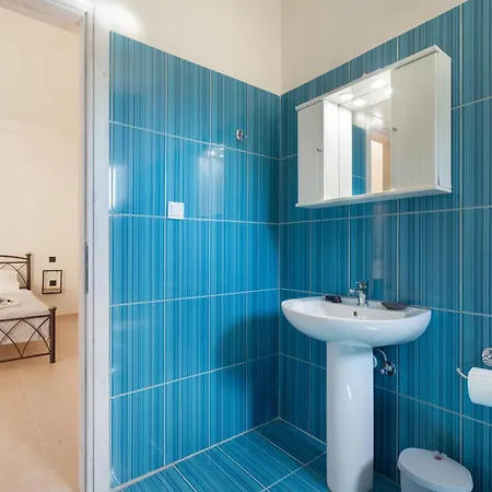 Panagis * Argostoli (Kefalonia)